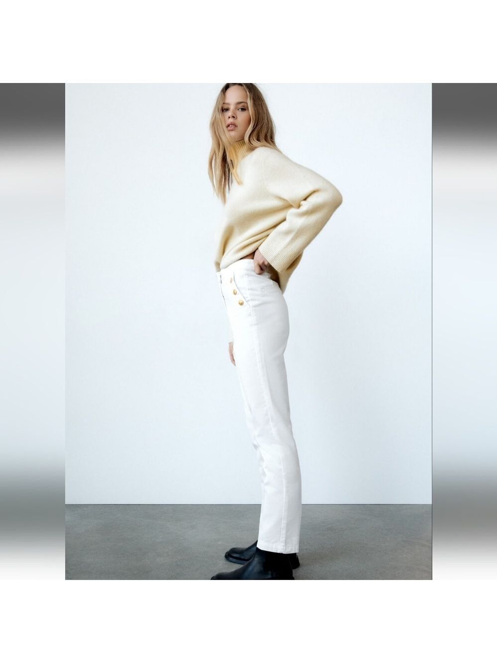 NWT Zara Gold Button Straight Leg White Jeans - Picture 3 of 11